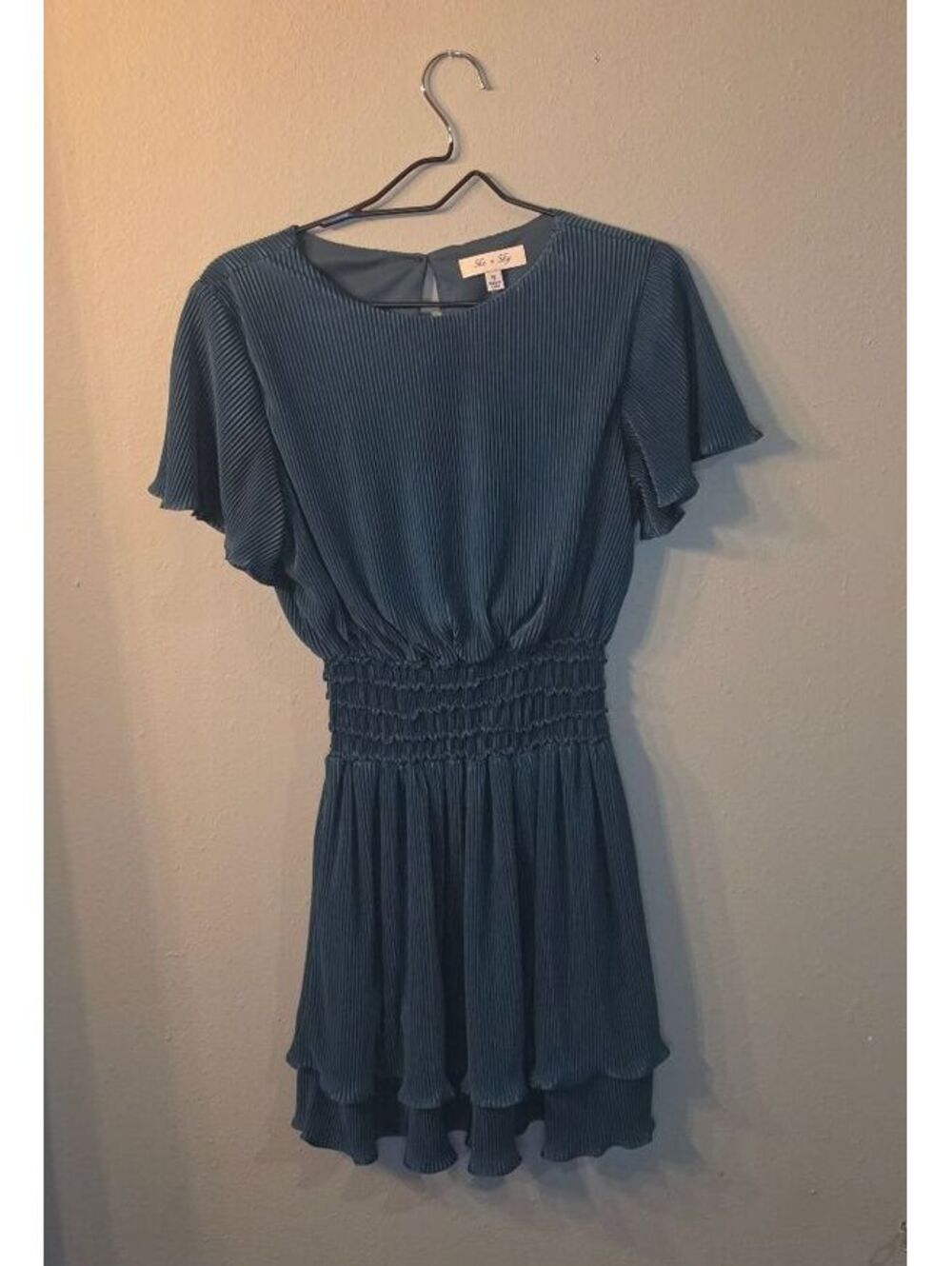 She + Sky Teal Pleated Mini Dress Small Smocked Waist Flutter Sleeve Tiered
